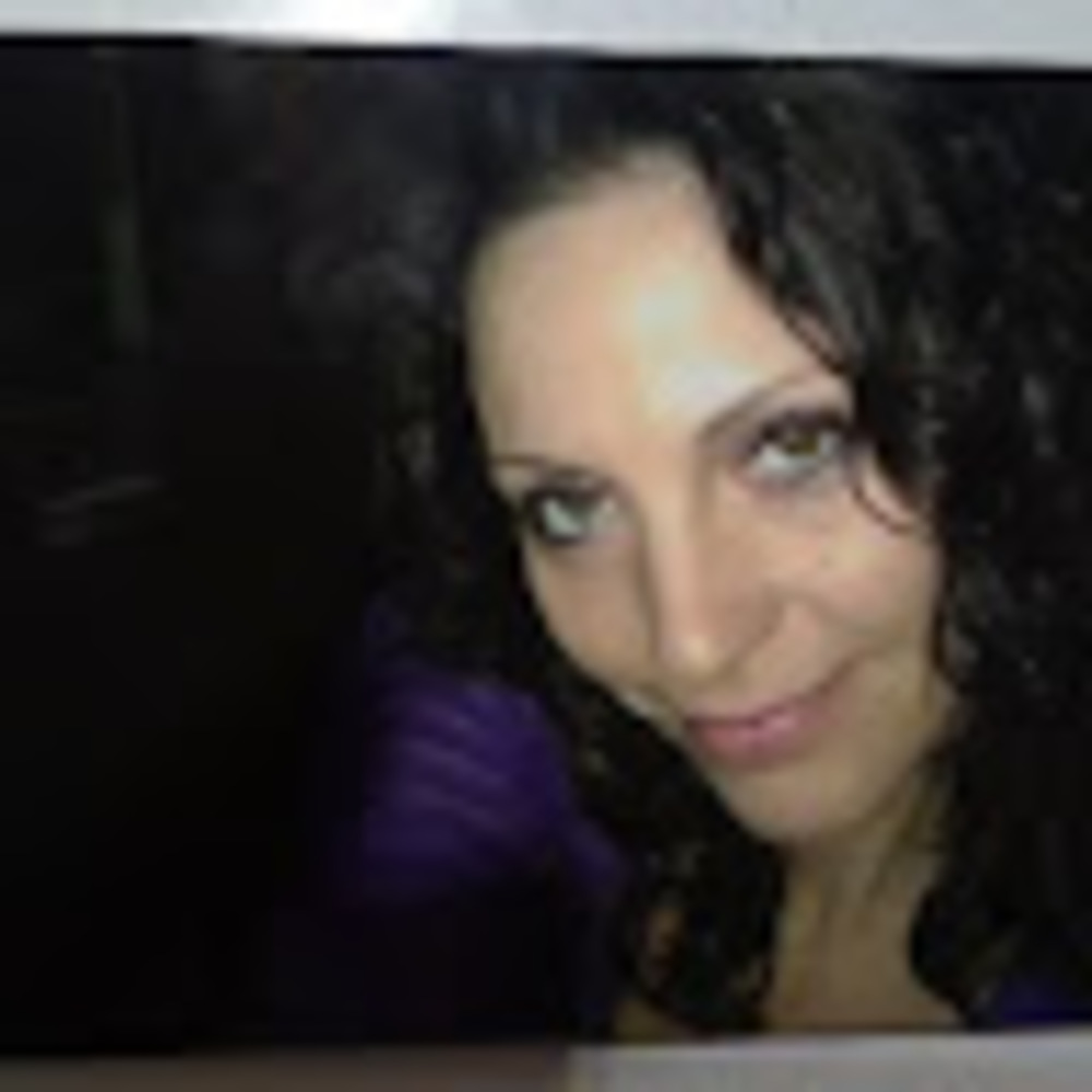 Meet your Posher, Holly